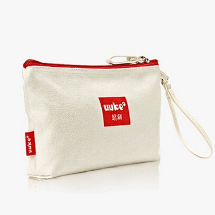 What are the Advantages of Using Natural Cotton for Zip Tote Bag Canvas?