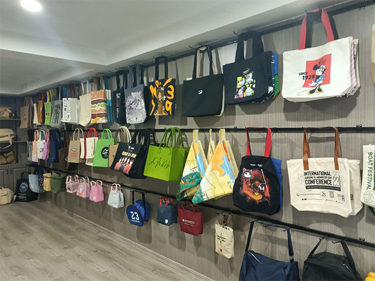 Polyester Bag with Zipper